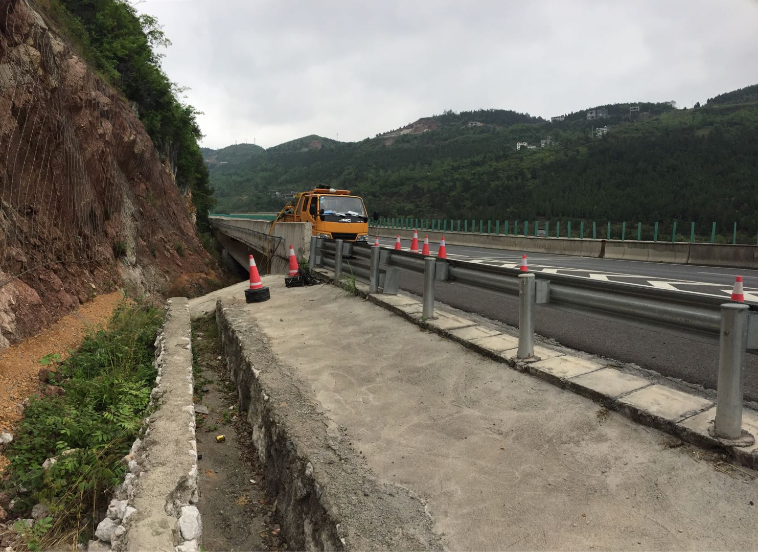 江都高速路橋段2.jpg